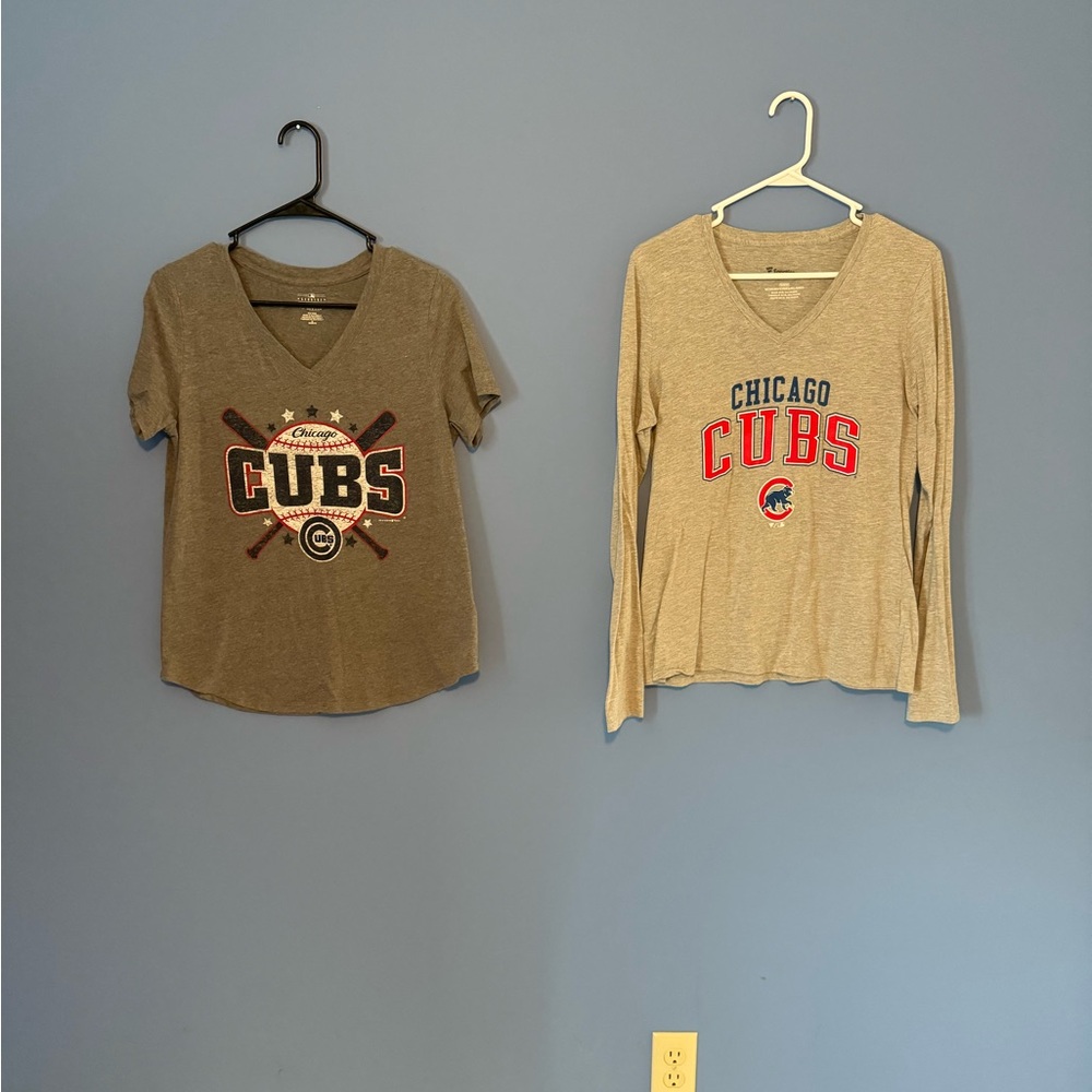 Chicago Cubs women’s baseball shirts
